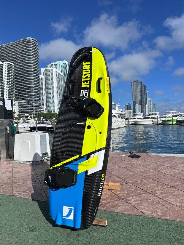 2022 JETSURF Race DFI Carbon Yellow PRE-OWNED (JSUD1155F122)