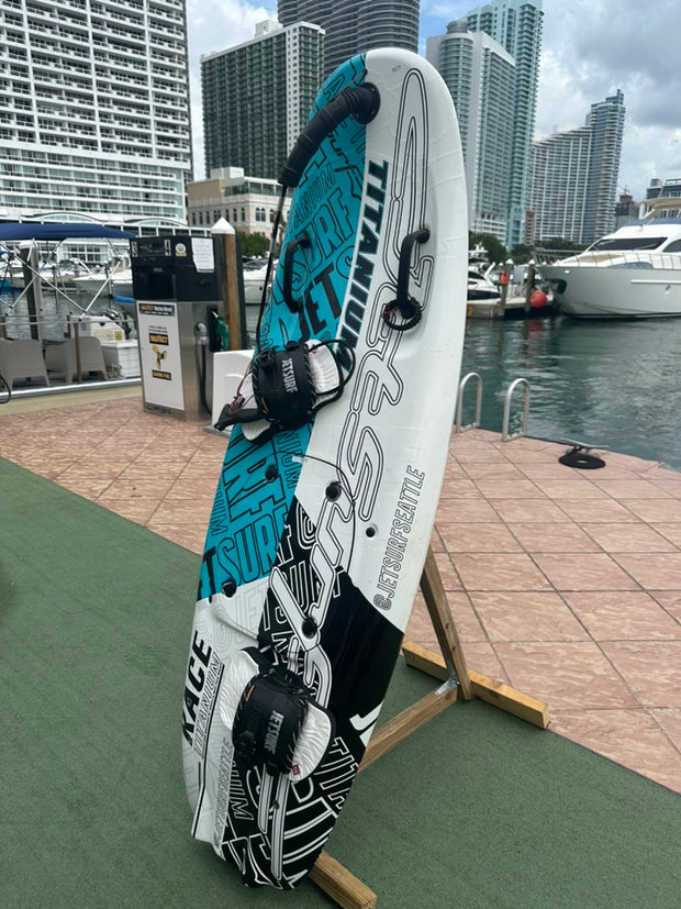 2017 JETSURF Titanium Carbon PRE-OWNED (JSU49442C717)
