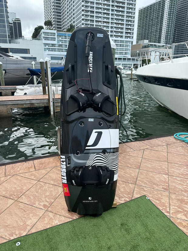 2023 JETSURF ADVENTURE WHITE & GREY PREOWNED (JSUR0282A223)